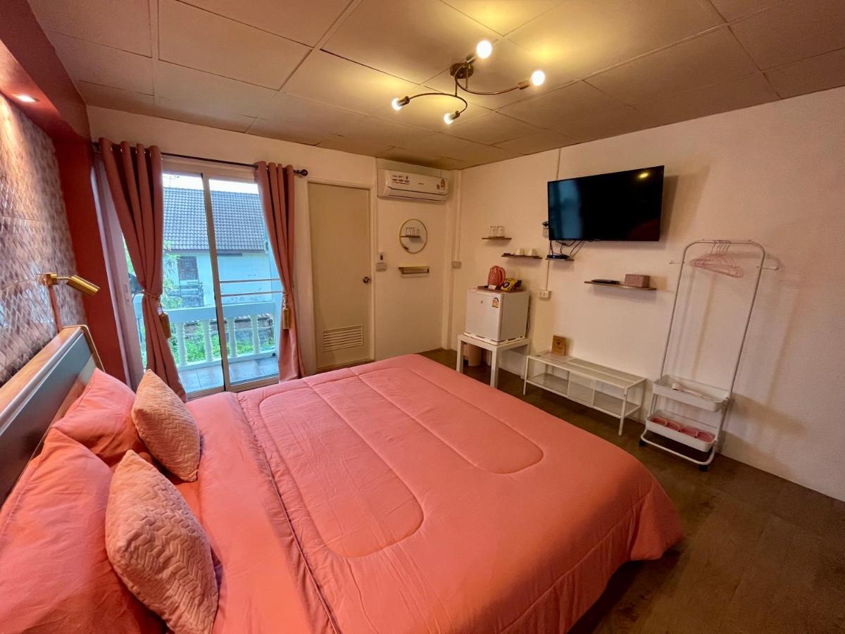 Dawnthaya Ayutthaya House บ้านดอนธยๅ อยุธยา Εξωτερικό φωτογραφία